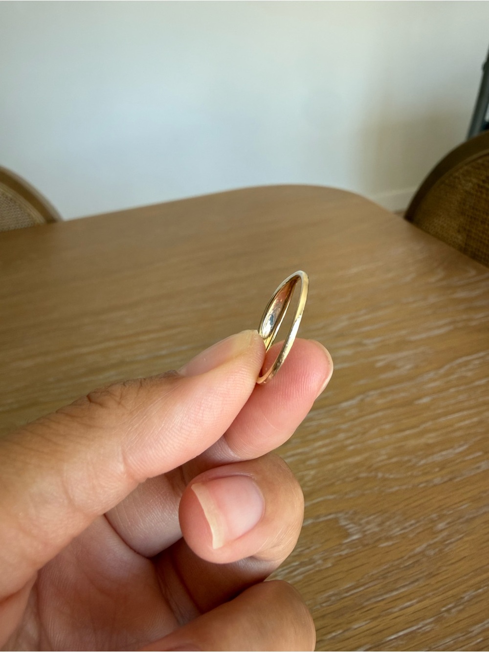 Mejuri Slim Signet 14K Gold Ring - Picture 8 of 9